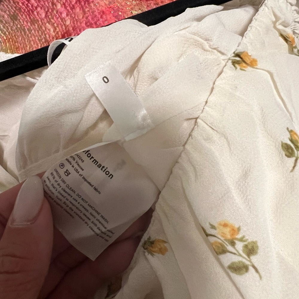 Reformation Berry Crop, Puff Sleeve Top in Rosebud, Sz 0 (NWOT) - Picture 8 of 8